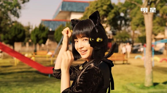 チャルメラのcmで黒ネコの広瀬すずがちゃるめニャダンス こえだちゃん すずネコくろネコラーメン屋キャンペーン バリカタ豚骨cmも