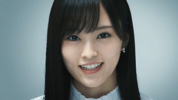 Jtのcmでnmb48の山本彩ちゃんと盲目のピアニスト辻井伸行さんが共演し ひといきつきながら をセッション 日本たばこ産業株式会社