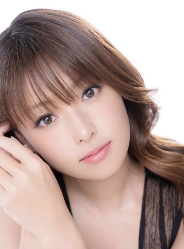 美しさに魅了 美少女rpgゲーム 放置少女 百花繚乱の萌姫たち Cmで深田恭子 足立梨花 大野いと 佐野ひなこ 新田さちかが 美 を体現 美しすぎる 華やかな映像をチェック
